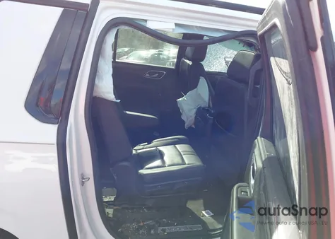 2022 Chevrolet Suburban 4Wd Rst from USA, damaged, VIN 1GNSKEKD6NR209009